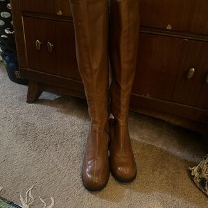 Vintage 70s Brown Leather Heeled Boots size 8